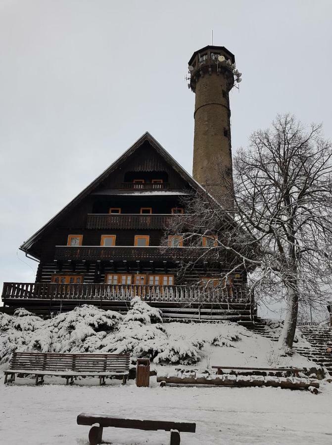 Apartmany U Mlyna Susice Luaran gambar
